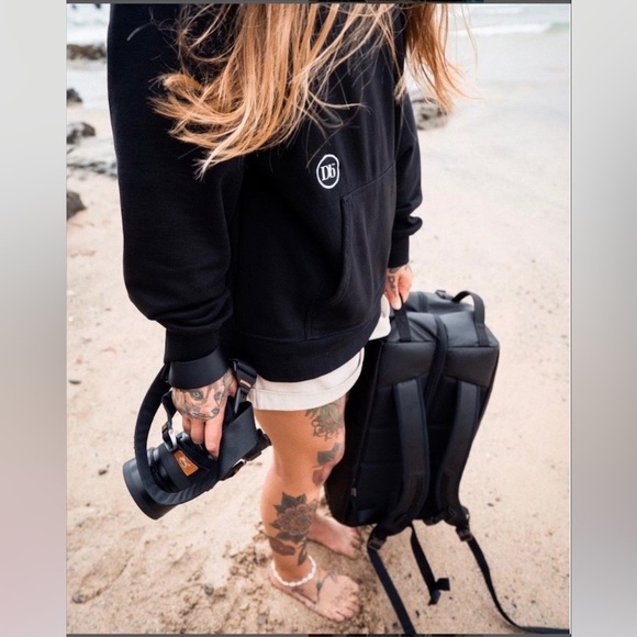 Db Journey Hytta Split Duffel Bag Backpack 50L - "DB" Carry-On Bag - Black Out - Picture 10 of 16